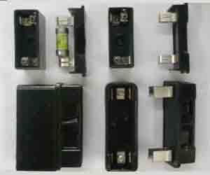 可重新接线或奇巧保险丝单元